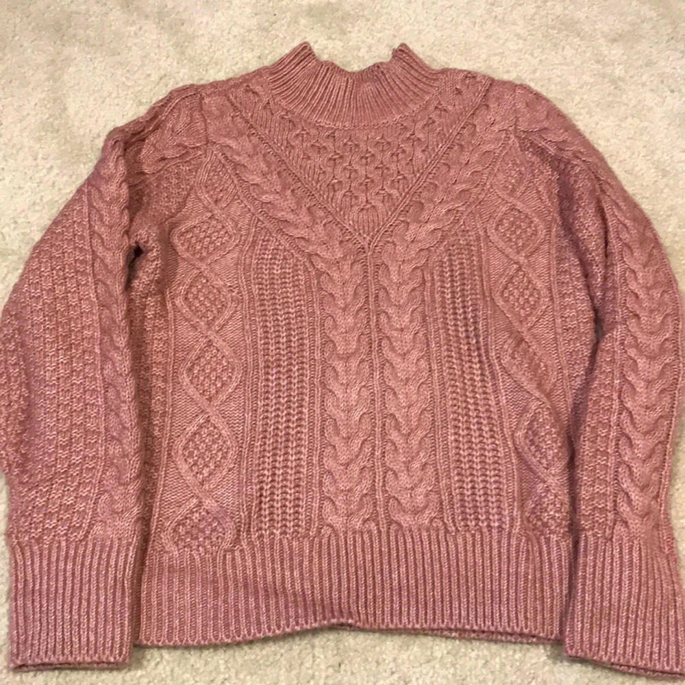 Abercrombie & Fitch Cable Knit Sweater